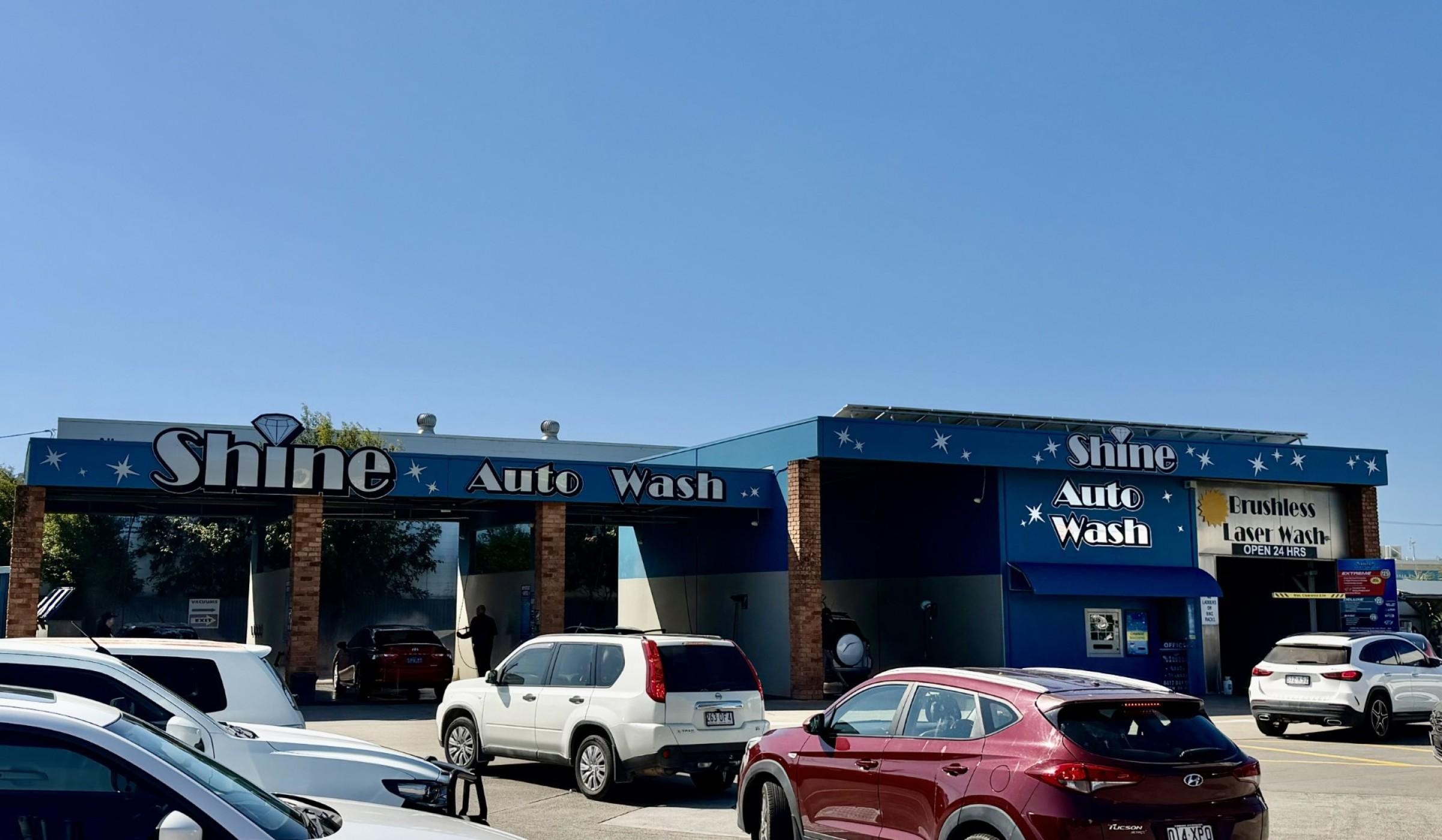 Shine Auto Wash 1350 image 4