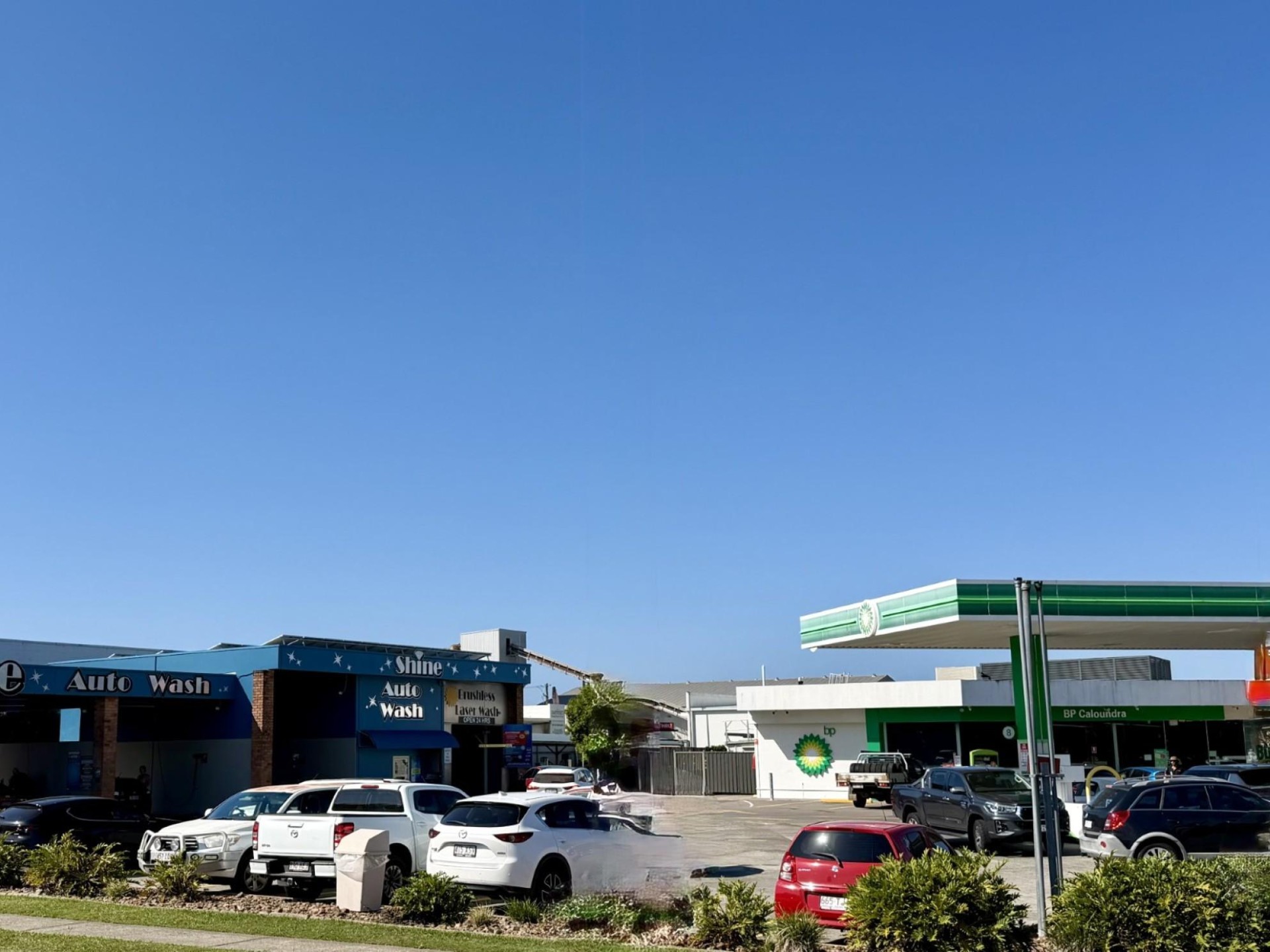 Shine Auto Wash 1350 image 2